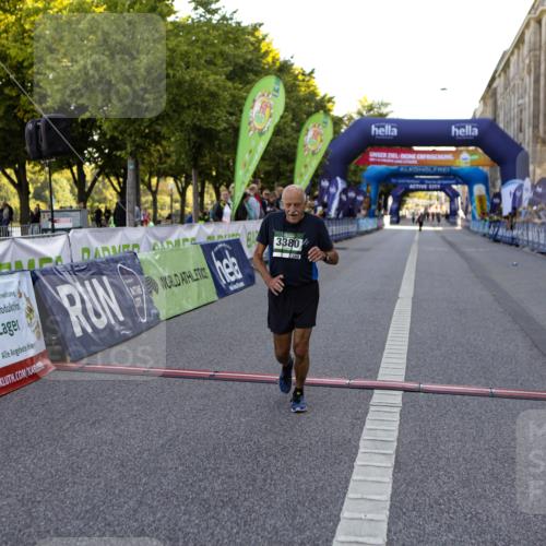 01.09.2024 - BARMER Alsterlauf Kathrin Stürmer Photography http://msf.ph/oto/6973098 01.09.2024 10:33:34 Ziel 8361, 3380 meine-sportfotos.de