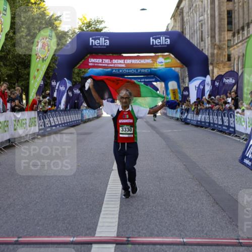 01.09.2024 - BARMER Alsterlauf Kathrin Stürmer Photography http://msf.ph/oto/6973116 01.09.2024 10:33:59 Ziel 3330 meine-sportfotos.de