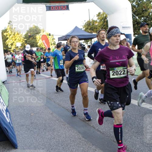 01.09.2024 - BARMER Alsterlauf Kathrin Stürmer Photography http://msf.ph/oto/6976642 01.09.2024 09:12:59 Ziel  meine-sportfotos.de