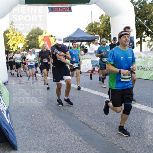 01.09.2024 - BARMER Alsterlauf Kathrin Stürmer Photography http://msf.ph/oto/6976650 01.09.2024 09:13:00 Ziel  meine-sportfotos.de
