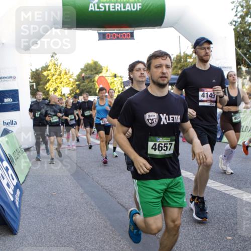 01.09.2024 - BARMER Alsterlauf Kathrin Stürmer Photography http://msf.ph/oto/6976669 01.09.2024 09:13:07 Ziel  meine-sportfotos.de