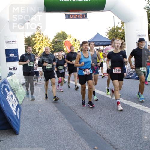 01.09.2024 - BARMER Alsterlauf Kathrin Stürmer Photography http://msf.ph/oto/6976670 01.09.2024 09:13:08 Ziel  meine-sportfotos.de