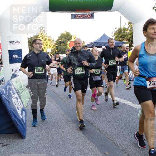 01.09.2024 - BARMER Alsterlauf Kathrin Stürmer Photography http://msf.ph/oto/6976675 01.09.2024 09:13:09 Ziel  meine-sportfotos.de