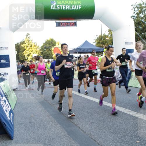 01.09.2024 - BARMER Alsterlauf Kathrin Stürmer Photography http://msf.ph/oto/6976688 01.09.2024 09:13:16 Ziel  meine-sportfotos.de