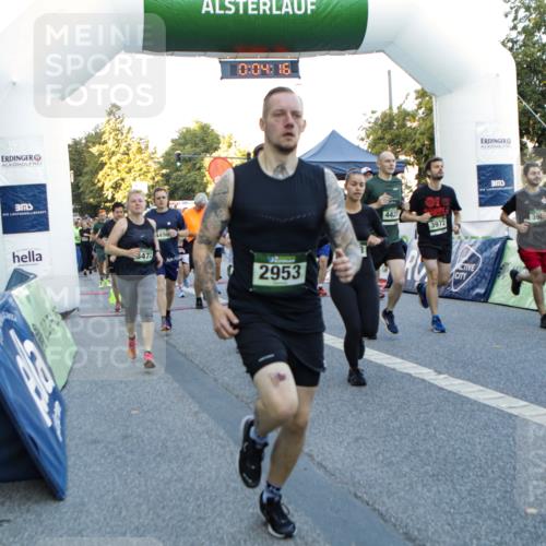 01.09.2024 - BARMER Alsterlauf Kathrin Stürmer Photography http://msf.ph/oto/6976704 01.09.2024 09:13:24 Ziel  meine-sportfotos.de