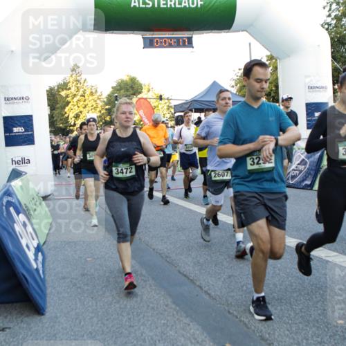 01.09.2024 - BARMER Alsterlauf Kathrin Stürmer Photography http://msf.ph/oto/6976711 01.09.2024 09:13:24 Ziel  meine-sportfotos.de