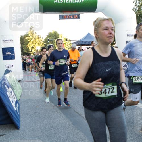 01.09.2024 - BARMER Alsterlauf Kathrin Stürmer Photography http://msf.ph/oto/6976717 01.09.2024 09:13:25 Ziel  meine-sportfotos.de