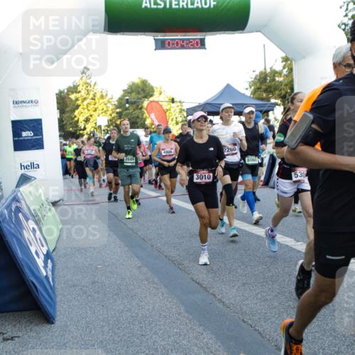 01.09.2024 - BARMER Alsterlauf Kathrin Stürmer Photography http://msf.ph/oto/6976732 01.09.2024 09:13:27 Ziel  meine-sportfotos.de