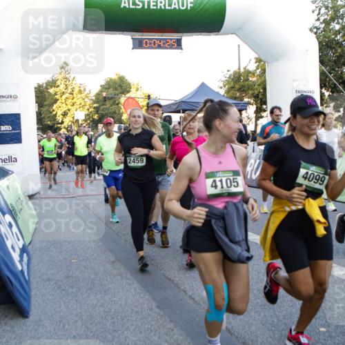 01.09.2024 - BARMER Alsterlauf Kathrin Stürmer Photography http://msf.ph/oto/6976742 01.09.2024 09:13:32 Ziel  meine-sportfotos.de