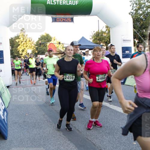01.09.2024 - BARMER Alsterlauf Kathrin Stürmer Photography http://msf.ph/oto/6976746 01.09.2024 09:13:33 Ziel  meine-sportfotos.de