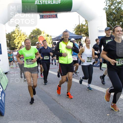 01.09.2024 - BARMER Alsterlauf Kathrin Stürmer Photography http://msf.ph/oto/6976763 01.09.2024 09:13:37 Ziel  meine-sportfotos.de