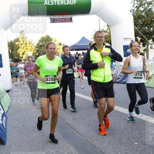 01.09.2024 - BARMER Alsterlauf Kathrin Stürmer Photography http://msf.ph/oto/6976766 01.09.2024 09:13:37 Ziel  meine-sportfotos.de