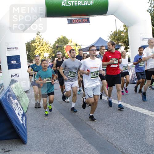 01.09.2024 - BARMER Alsterlauf Kathrin Stürmer Photography http://msf.ph/oto/6976780 01.09.2024 09:13:42 Ziel  meine-sportfotos.de