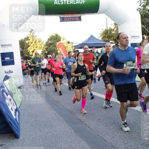 01.09.2024 - BARMER Alsterlauf Kathrin Stürmer Photography http://msf.ph/oto/6976825 01.09.2024 09:13:53 Ziel  meine-sportfotos.de