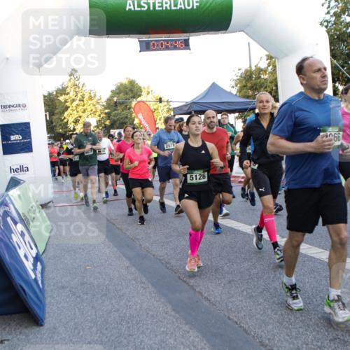 01.09.2024 - BARMER Alsterlauf Kathrin Stürmer Photography http://msf.ph/oto/6976826 01.09.2024 09:13:53 Ziel  meine-sportfotos.de