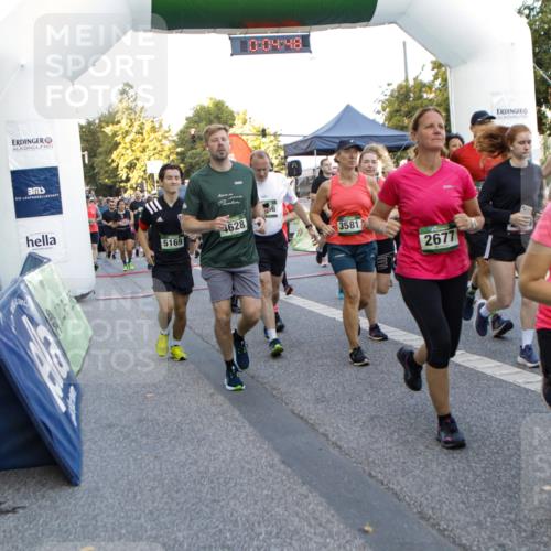 01.09.2024 - BARMER Alsterlauf Kathrin Stürmer Photography http://msf.ph/oto/6976833 01.09.2024 09:13:56 Ziel  meine-sportfotos.de