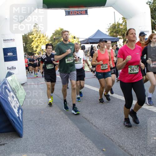 01.09.2024 - BARMER Alsterlauf Kathrin Stürmer Photography http://msf.ph/oto/6976834 01.09.2024 09:13:56 Ziel  meine-sportfotos.de