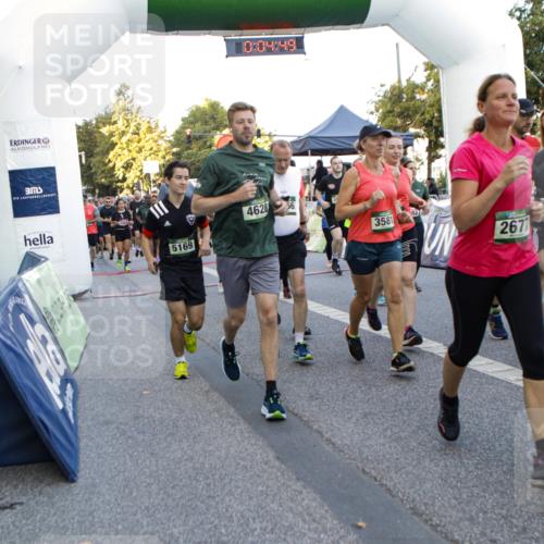 01.09.2024 - BARMER Alsterlauf Kathrin Stürmer Photography http://msf.ph/oto/6976835 01.09.2024 09:13:56 Ziel  meine-sportfotos.de