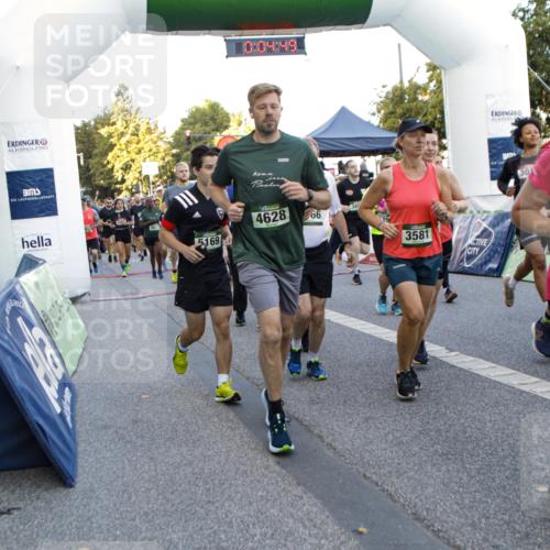 01.09.2024 - BARMER Alsterlauf Kathrin Stürmer Photography http://msf.ph/oto/6976837 01.09.2024 09:13:56 Ziel  meine-sportfotos.de