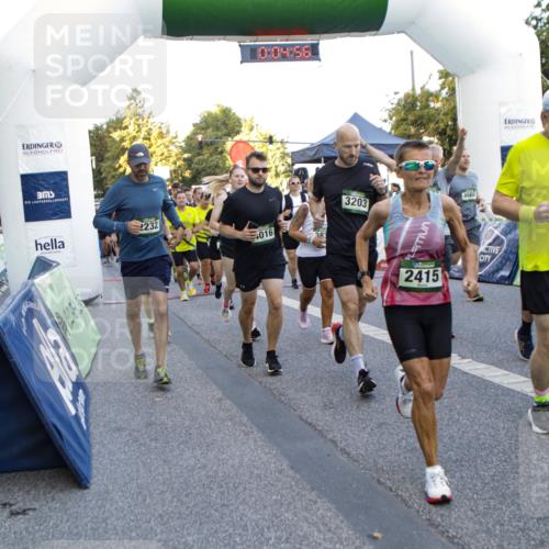 01.09.2024 - BARMER Alsterlauf Kathrin Stürmer Photography http://msf.ph/oto/6976871 01.09.2024 09:14:03 Ziel  meine-sportfotos.de