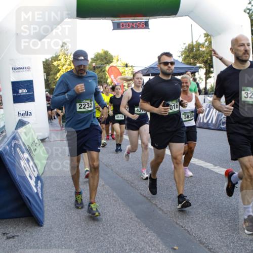 01.09.2024 - BARMER Alsterlauf Kathrin Stürmer Photography http://msf.ph/oto/6976877 01.09.2024 09:14:04 Ziel  meine-sportfotos.de