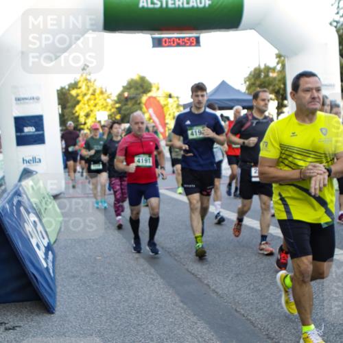 01.09.2024 - BARMER Alsterlauf Kathrin Stürmer Photography http://msf.ph/oto/6976888 01.09.2024 09:14:07 Ziel  meine-sportfotos.de