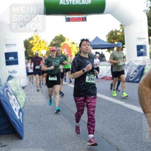 01.09.2024 - BARMER Alsterlauf Kathrin Stürmer Photography http://msf.ph/oto/6976900 01.09.2024 09:14:08 Ziel  meine-sportfotos.de