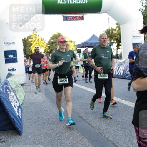 01.09.2024 - BARMER Alsterlauf Kathrin Stürmer Photography http://msf.ph/oto/6976905 01.09.2024 09:14:09 Ziel  meine-sportfotos.de