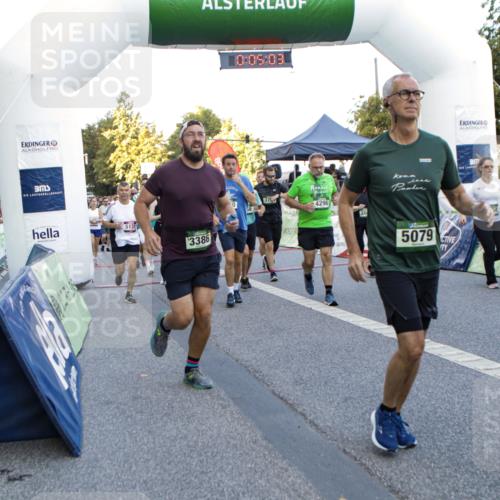 01.09.2024 - BARMER Alsterlauf Kathrin Stürmer Photography http://msf.ph/oto/6976906 01.09.2024 09:14:10 Ziel  meine-sportfotos.de