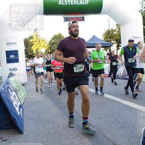 01.09.2024 - BARMER Alsterlauf Kathrin Stürmer Photography http://msf.ph/oto/6976910 01.09.2024 09:14:11 Ziel  meine-sportfotos.de