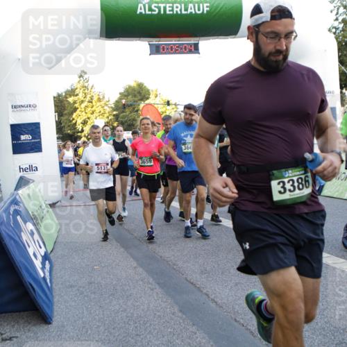 01.09.2024 - BARMER Alsterlauf Kathrin Stürmer Photography http://msf.ph/oto/6976914 01.09.2024 09:14:12 Ziel  meine-sportfotos.de