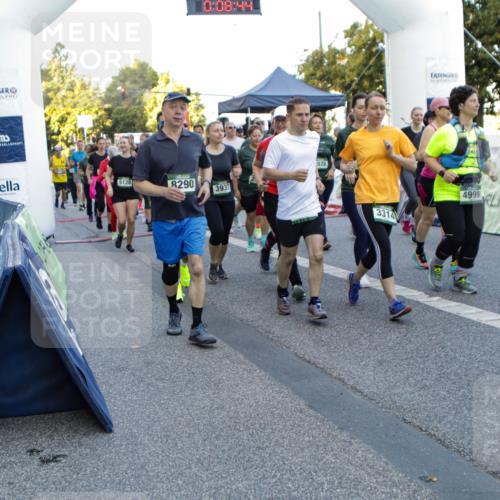 01.09.2024 - BARMER Alsterlauf Kathrin Stürmer Photography http://msf.ph/oto/6976932 01.09.2024 09:08:43 Ziel  meine-sportfotos.de