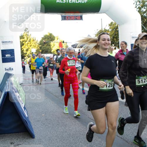 01.09.2024 - BARMER Alsterlauf Kathrin Stürmer Photography http://msf.ph/oto/6976948 01.09.2024 09:08:47 Ziel  meine-sportfotos.de