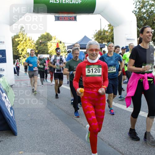 01.09.2024 - BARMER Alsterlauf Kathrin Stürmer Photography http://msf.ph/oto/6976957 01.09.2024 09:08:48 Ziel  meine-sportfotos.de