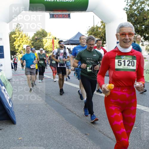 01.09.2024 - BARMER Alsterlauf Kathrin Stürmer Photography http://msf.ph/oto/6976961 01.09.2024 09:08:48 Ziel  meine-sportfotos.de