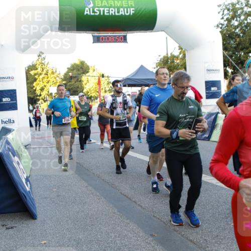 01.09.2024 - BARMER Alsterlauf Kathrin Stürmer Photography http://msf.ph/oto/6976963 01.09.2024 09:08:49 Ziel  meine-sportfotos.de