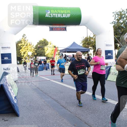 01.09.2024 - BARMER Alsterlauf Kathrin Stürmer Photography http://msf.ph/oto/6976965 01.09.2024 09:08:52 Ziel  meine-sportfotos.de