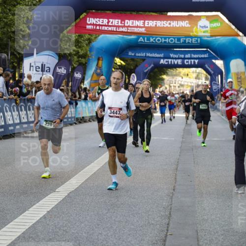 01.09.2024 - BARMER Alsterlauf Kathrin Stürmer Photography http://msf.ph/oto/6977705 01.09.2024 09:49:45 Ziel 2281, 2466, 2564, 3447, 3892, 4126, 4153, 4224, 4316, 4355, 4832, 8031, 8107, 8294 meine-sportfotos.de