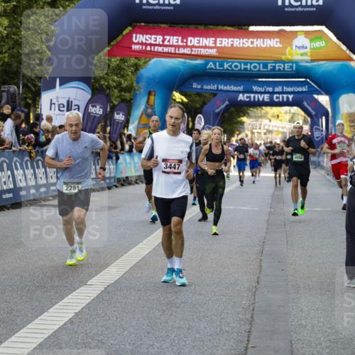 01.09.2024 - BARMER Alsterlauf Kathrin Stürmer Photography http://msf.ph/oto/6977706 01.09.2024 09:49:45 Ziel 2281, 2466, 2564, 3447, 3892, 4126, 4153, 4224, 4316, 4355, 4832, 8031, 8107, 8294 meine-sportfotos.de