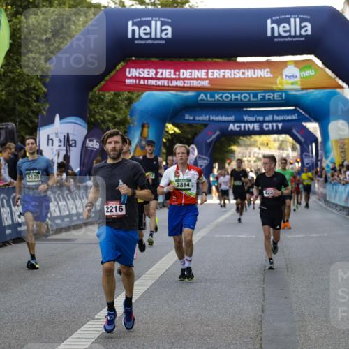 01.09.2024 - BARMER Alsterlauf Kathrin Stürmer Photography http://msf.ph/oto/6977714 01.09.2024 09:49:58 Ziel 2216, 2364, 2578, 2814, 2904, 4233, 4272, 4355, 4710, 4757, 4761, 5189, 5305, 8207 meine-sportfotos.de