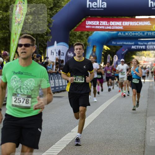 01.09.2024 - BARMER Alsterlauf Kathrin Stürmer Photography http://msf.ph/oto/6977721 01.09.2024 09:50:06 Ziel 2364, 2578, 2602, 2991, 3031, 3647, 4059, 4272, 4371, 4380, 4589, 4710, 4757, 5012, 5070, 5133, 5291, 5305, 8207 meine-sportfotos.de