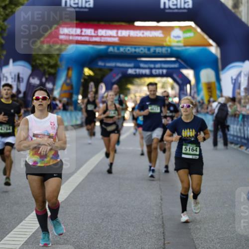 01.09.2024 - BARMER Alsterlauf Kathrin Stürmer Photography http://msf.ph/oto/6977742 01.09.2024 09:50:28 Ziel 2411, 2480, 2987, 3280, 3813, 4002, 4035, 4067, 4228, 4289, 4546, 4623, 4662, 4784, 4882, 4910, 5140, 5164, 5295, 8154 meine-sportfotos.de
