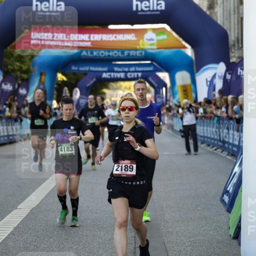 01.09.2024 - BARMER Alsterlauf Kathrin Stürmer Photography http://msf.ph/oto/6977754 01.09.2024 09:50:48 Ziel 2189, 2916, 3148, 3417, 3525, 4095, 4108, 4115, 4183, 4321, 4467, 4601, 4916, 5010, 5181, 5223, 5250, 5260, 8295 meine-sportfotos.de