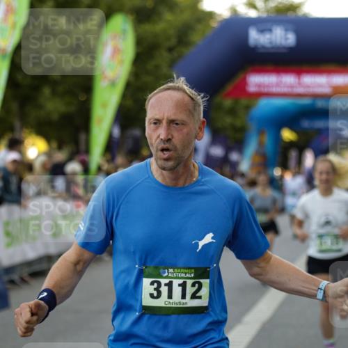 01.09.2024 - BARMER Alsterlauf Kathrin Stürmer Photography http://msf.ph/oto/6977802 01.09.2024 09:51:59 Ziel 3112, 3133, 3430, 3605, 3942, 4343, 4536, 4700, 4958, 5268, 5277, 8322 meine-sportfotos.de
