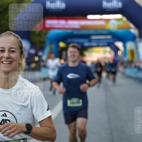 01.09.2024 - BARMER Alsterlauf Kathrin Stürmer Photography http://msf.ph/oto/6977808 01.09.2024 09:52:01 Ziel 2070, 3112, 3133, 3397, 3430, 3605, 3942, 4343, 4536, 4649, 4700, 5268, 5277, 8322 meine-sportfotos.de