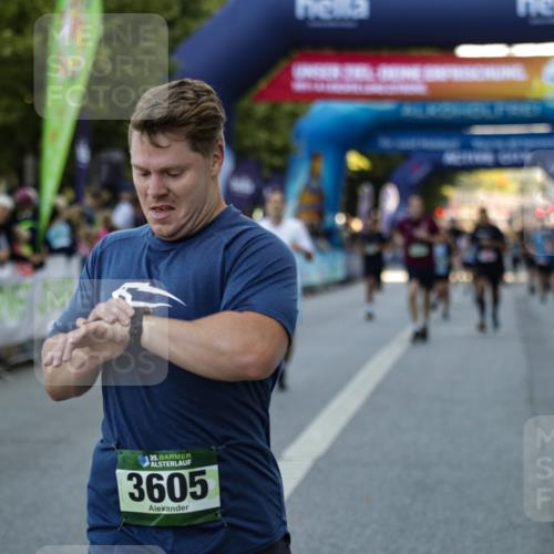 01.09.2024 - BARMER Alsterlauf Kathrin Stürmer Photography http://msf.ph/oto/6977810 01.09.2024 09:52:02 Ziel 2070, 3133, 3397, 3430, 3605, 3942, 4343, 4536, 4649, 4700, 5268, 5277, 8322 meine-sportfotos.de