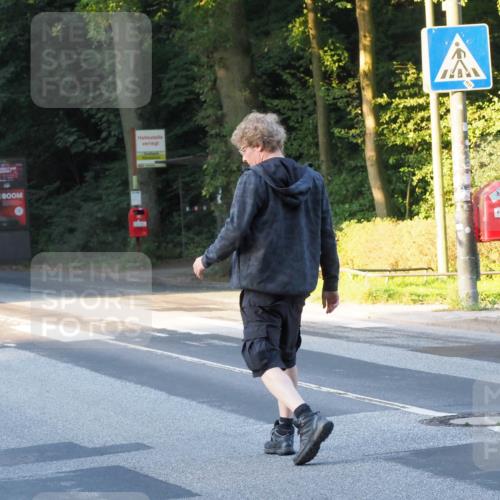 08.09.2024 - Stadtparktriathlon Zöllner http://msf.ph/oto/6979061 08.09.2024 08:05:21 Radfahren  meine-sportfotos.de