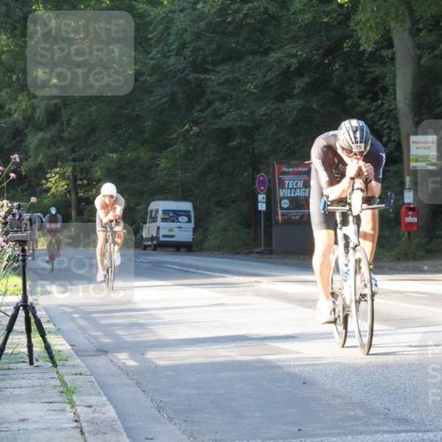 08.09.2024 - Stadtparktriathlon Zöllner http://msf.ph/oto/6979249 08.09.2024 08:49:59 Radfahren 49, 51, 59, 75 meine-sportfotos.de