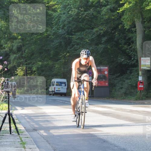 08.09.2024 - Stadtparktriathlon Zöllner http://msf.ph/oto/6979272 08.09.2024 08:50:19 Radfahren 1, 22, 32, 56 meine-sportfotos.de