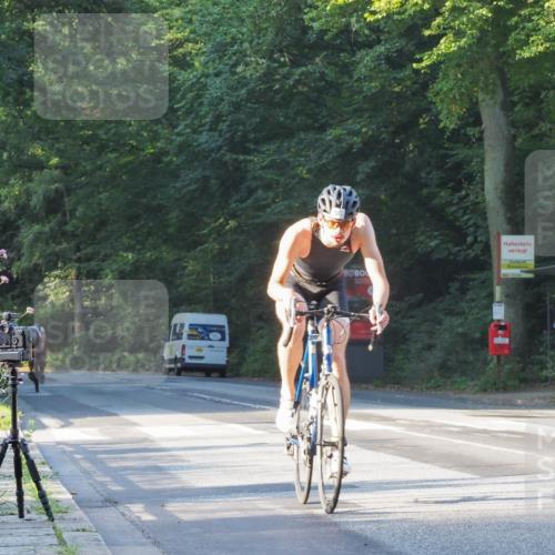 08.09.2024 - Stadtparktriathlon Zöllner http://msf.ph/oto/6979273 08.09.2024 08:50:19 Radfahren 1, 22, 32, 56 meine-sportfotos.de